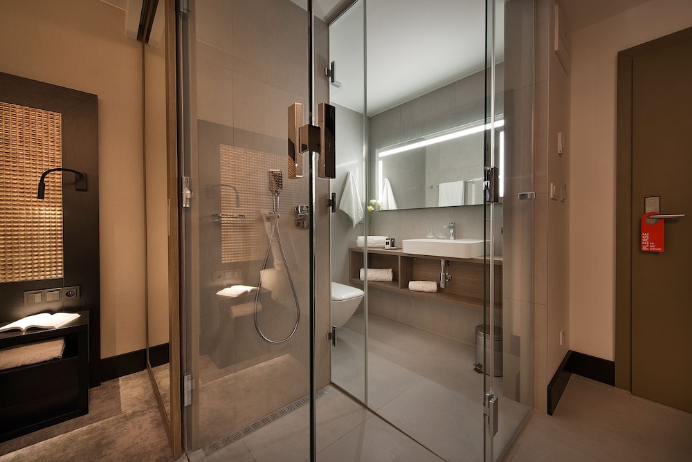 premium wellness and wine hotel