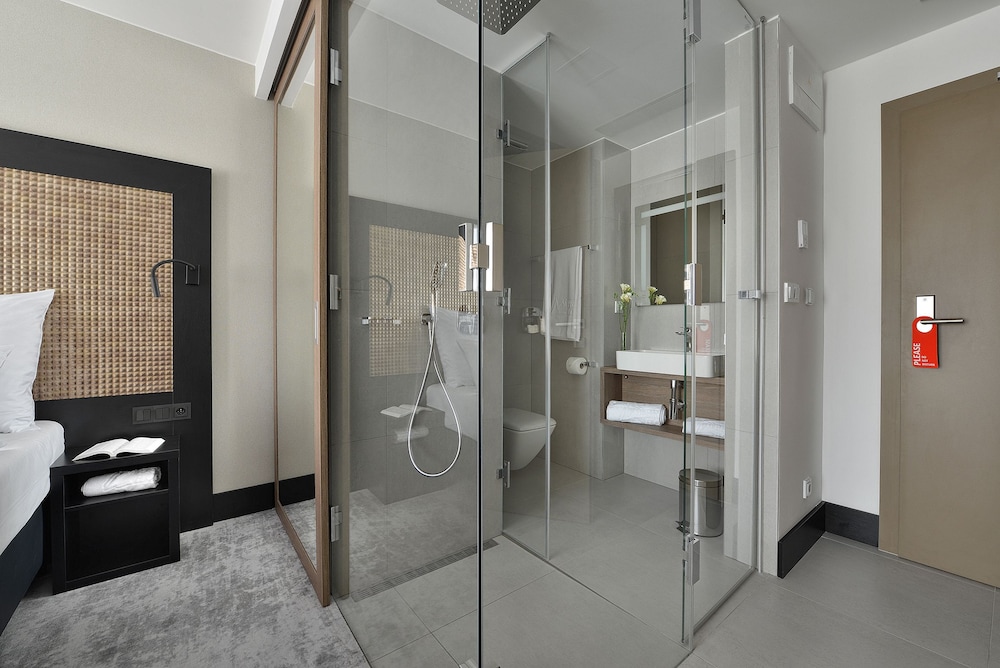 premium wellness and wine hotel