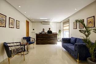 Saltstayz Coroprate Suites - Golf Course,,3 star