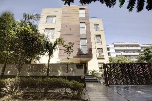 Saltstayz Coroprate Suites - Golf Course,,3 star