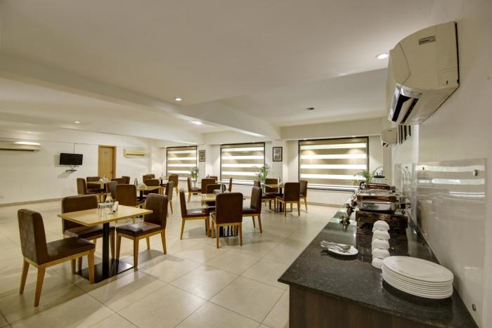saltstayz select galleria market and golf course road