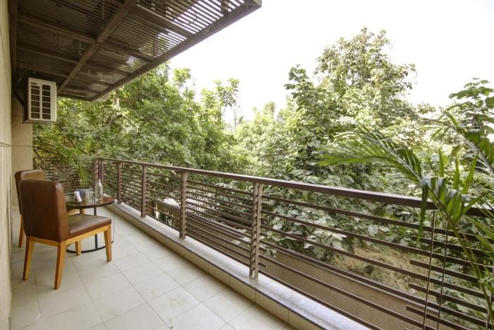 saltstayz select galleria market and golf course road