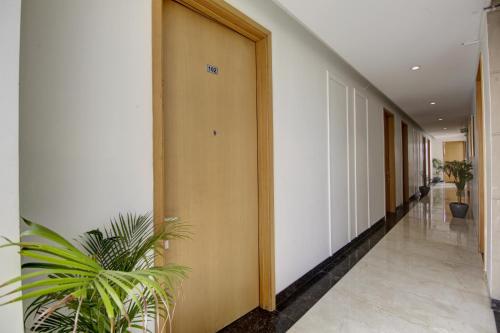 saltstayz select galleria market and golf course road
