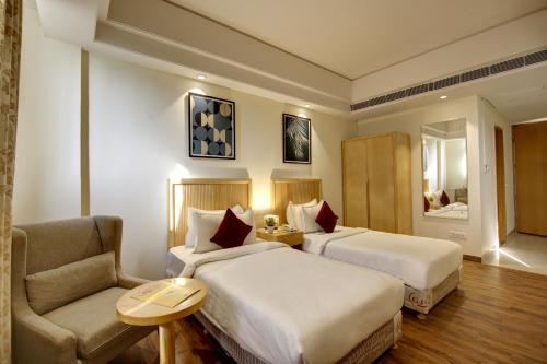 saltstayz select galleria market and golf course road