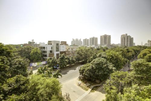 saltstayz select galleria market and golf course road