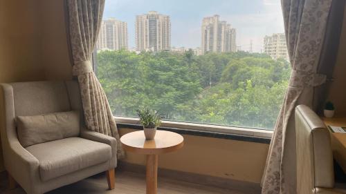 saltstayz select galleria market and golf course road
