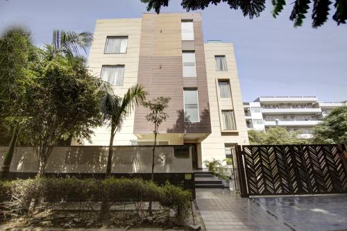 saltstayz select galleria market and golf course road
