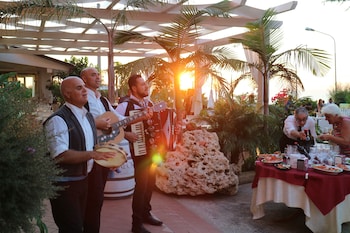 la bussola hotel restaurant