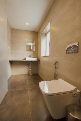 Meghalaya Hotel,,3 star