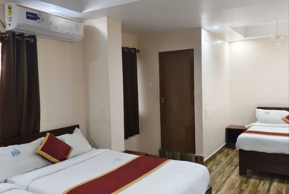 hotel radha krishna
