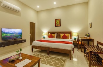 ananyamaya nature lodge