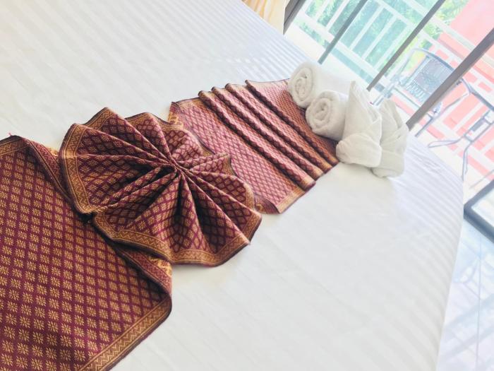 global hotel beach view