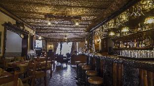 hotel rumipamba de las rosas
