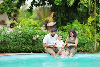 touch sea boutique hotelandbistro