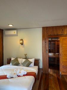 coco canopy boutique resort