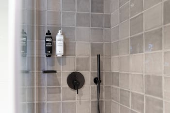 ibis styles lisboa aeroporto