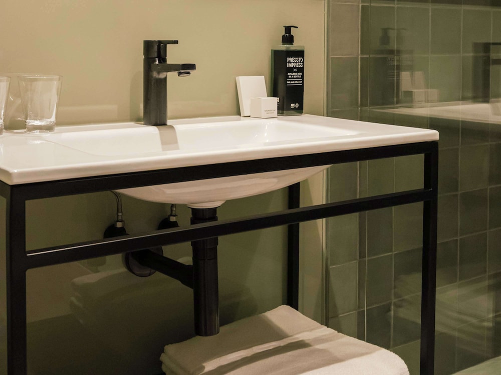 ibis styles lisboa aeroporto