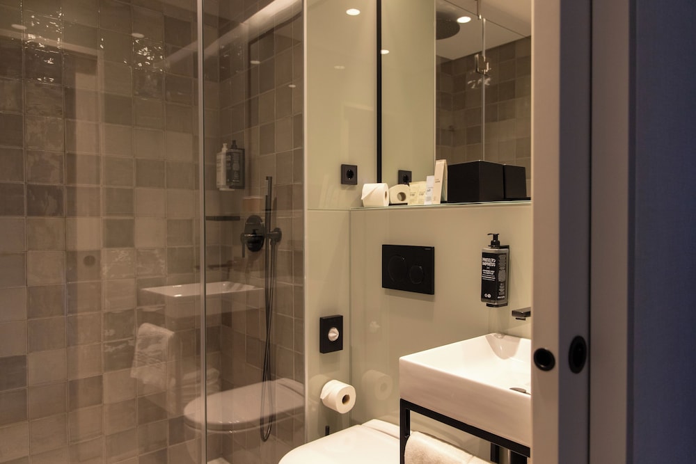 ibis styles lisboa aeroporto