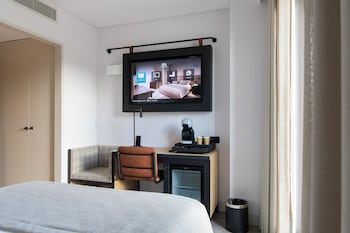 ibis styles lisboa aeroporto