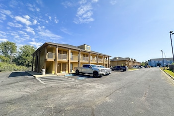 bonita lakes inn by capital o meridian i20