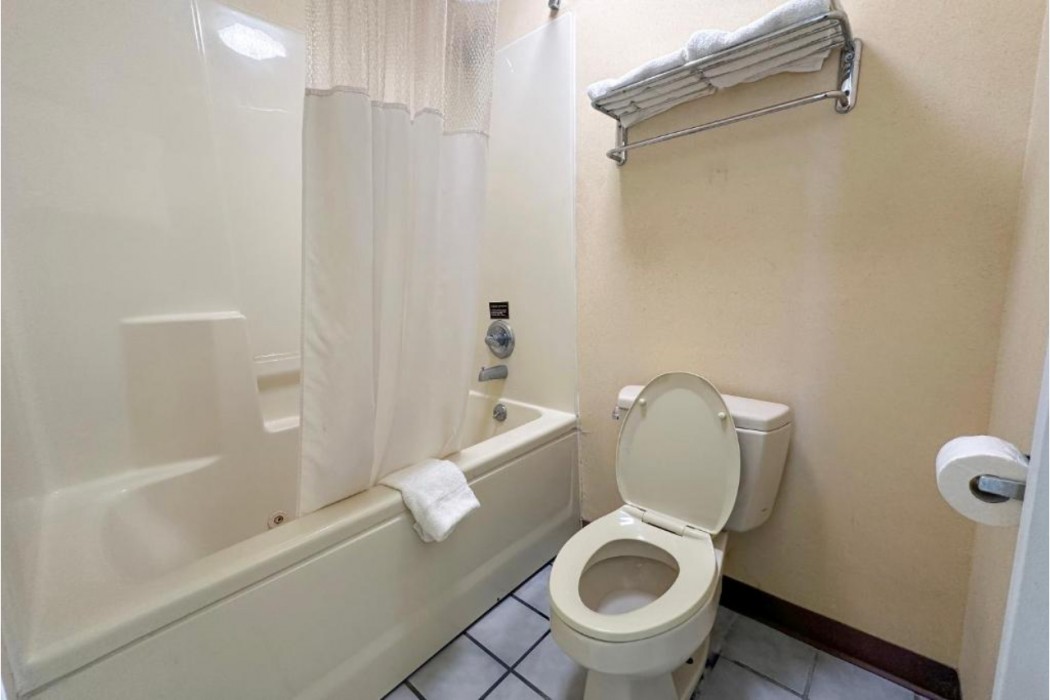 bonita lakes inn by capital o meridian i20