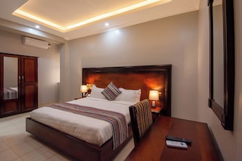 las vegas garden hotel mbarara