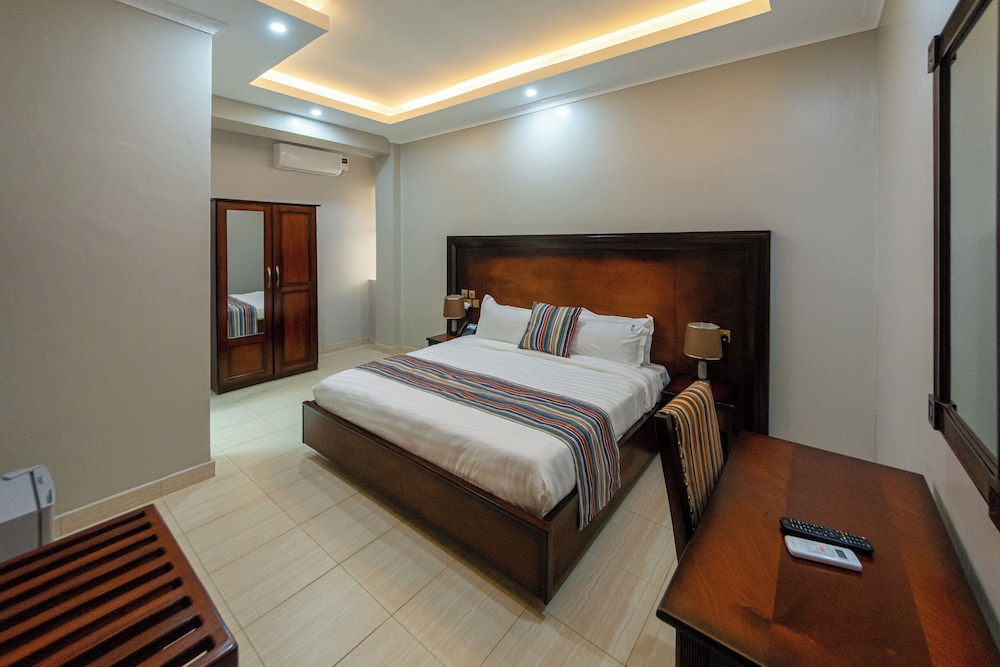 las vegas garden hotel mbarara