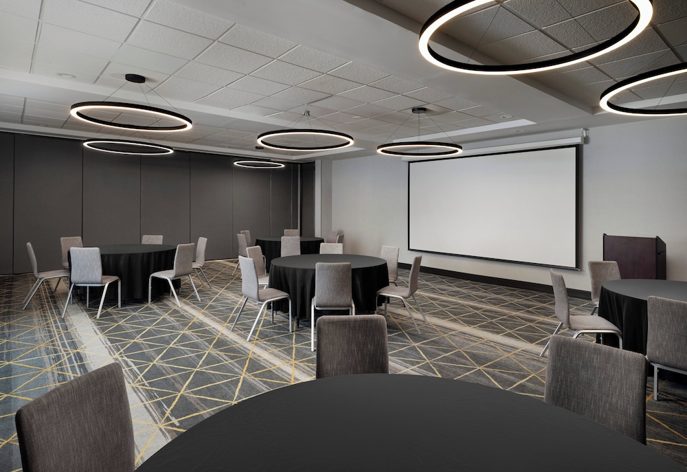holiday inn meridian e i 20 i 59 by ihg