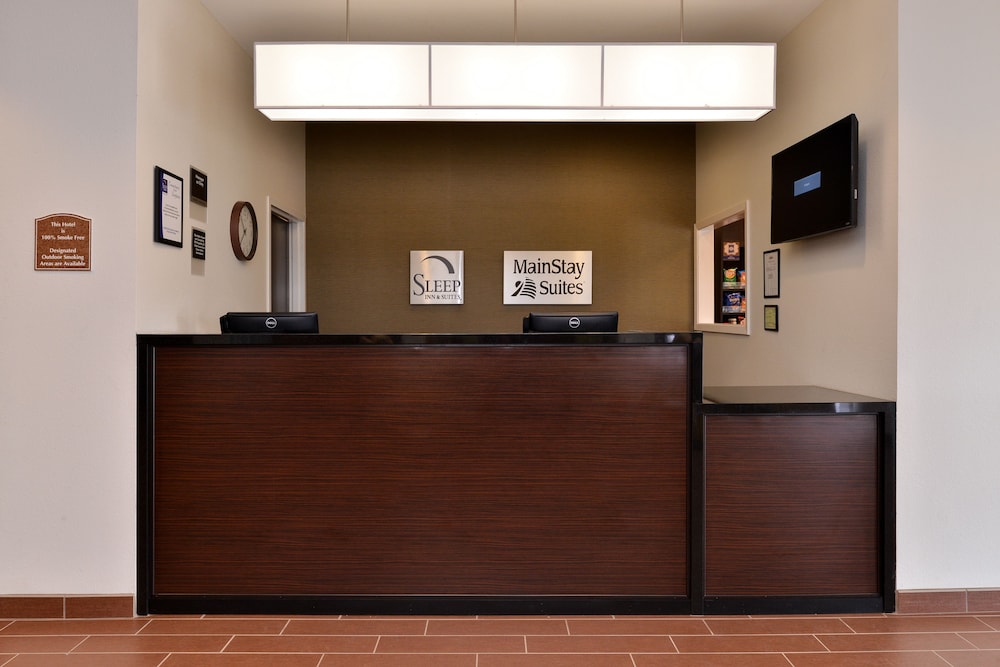sleep inn and suites