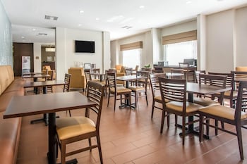 sleep inn and suites
