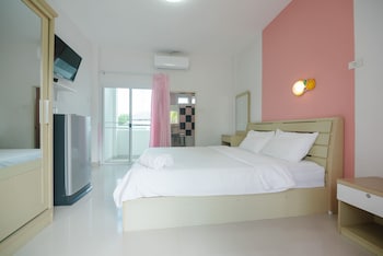 Reuan Chom Dao Resort,,3 star