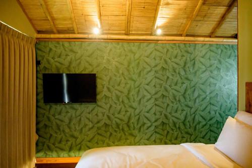 earth elements eco resort