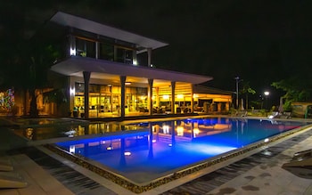 azura golf resort and spa