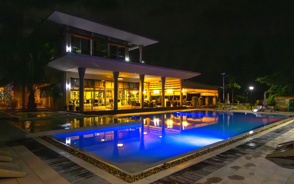 azura golf resort and spa