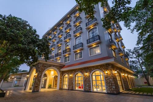 Enrise By Sayaji Lonavala,,4 star