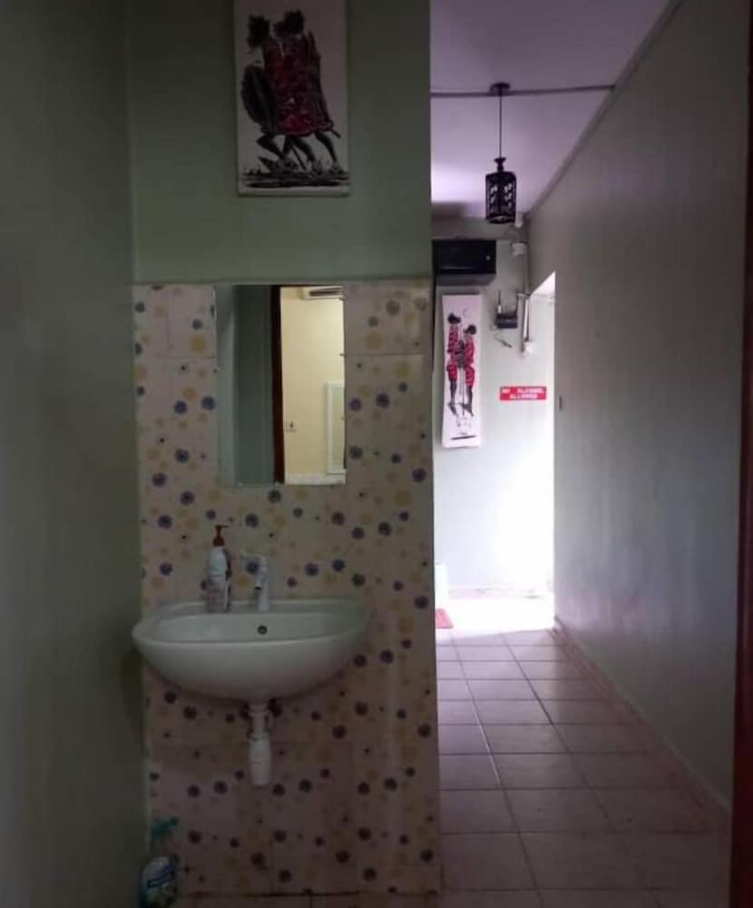 rafiki apartment hotel