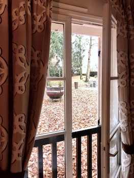 Hostellerie Du Royal Lieu,Compiègne>>Compiegne,3 star