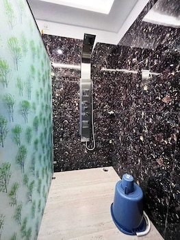 the pelican beach resort mandarmoni