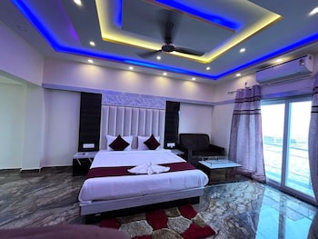 the pelican beach resort mandarmoni