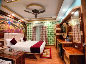 the pelican beach resort mandarmoni