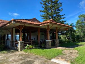 Phuphamok Valley Resort,,2 star