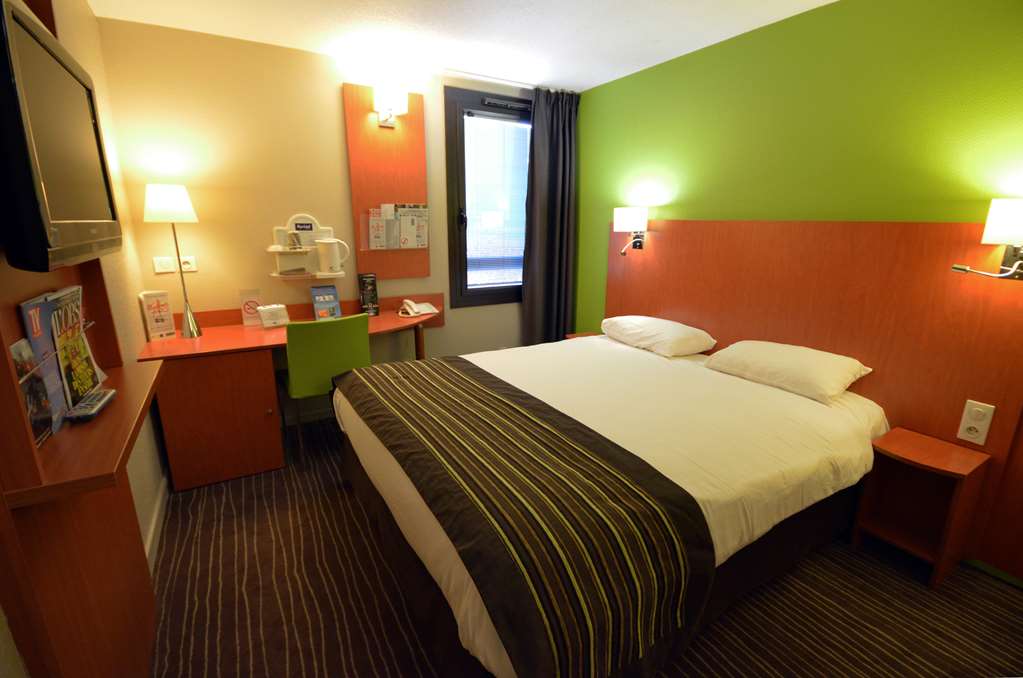 kyriad dijon est mirande