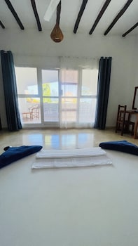 white star ocean view hotel