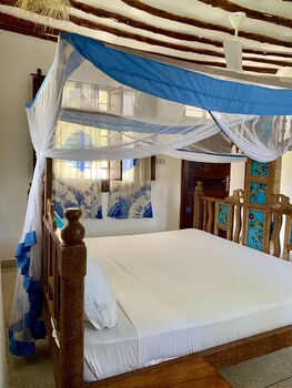 white star ocean view hotel