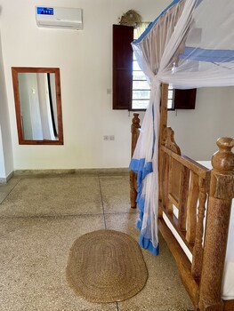 white star ocean view hotel