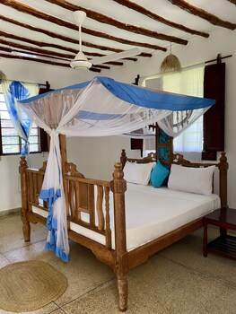 white star ocean view hotel