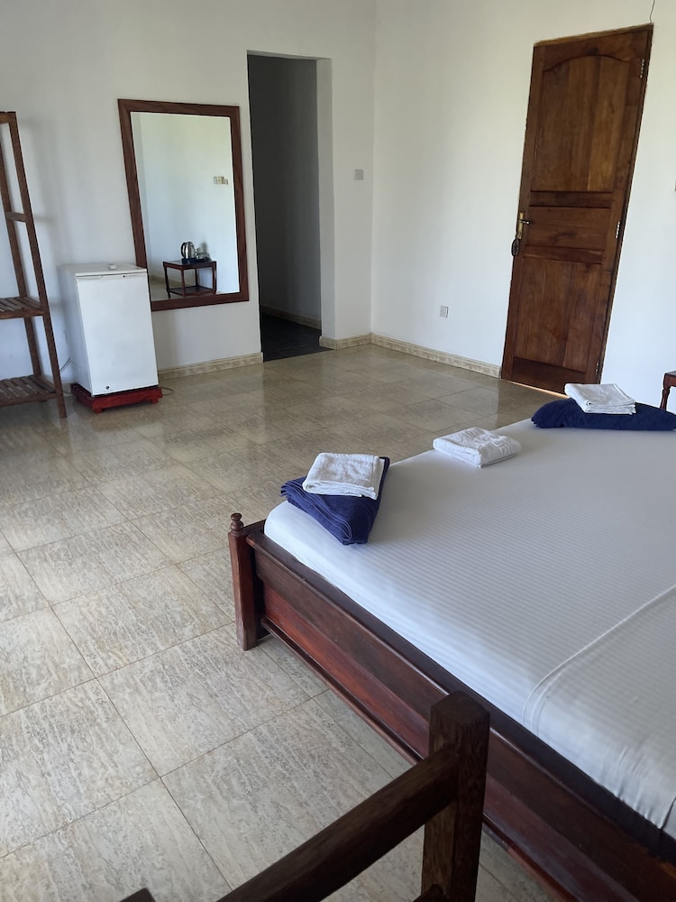 white star ocean view hotel