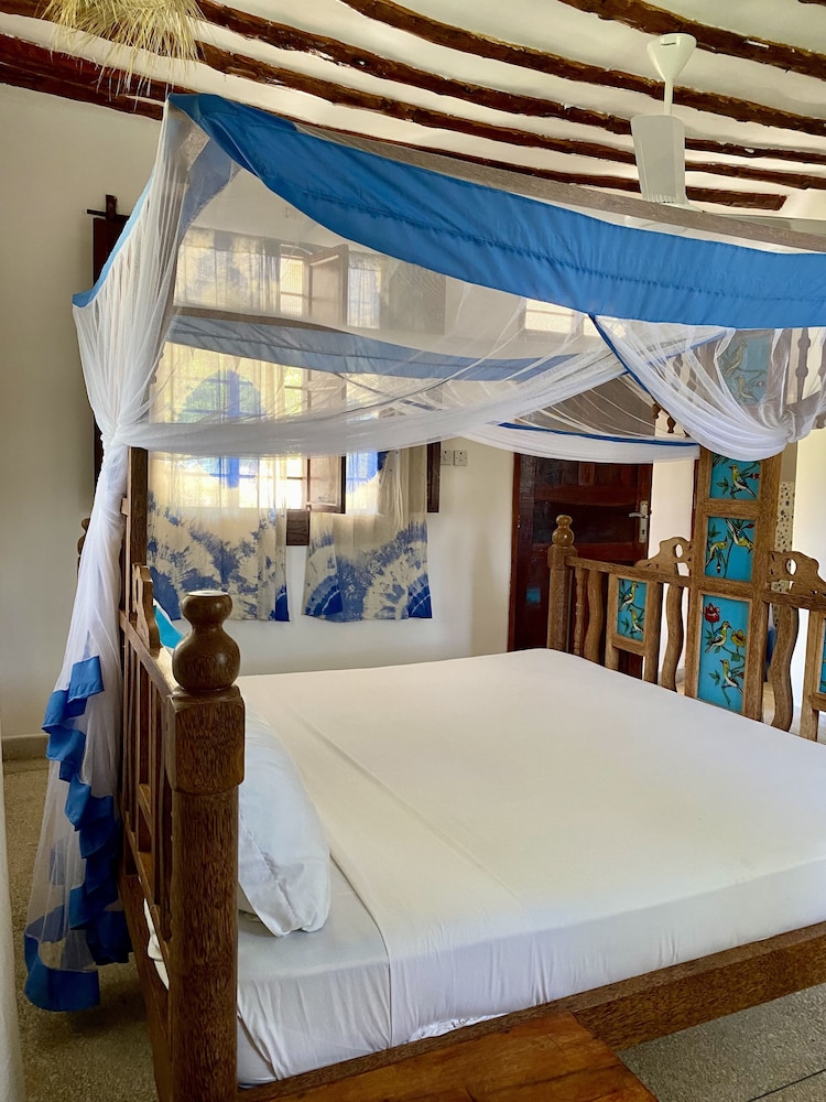 white star ocean view hotel