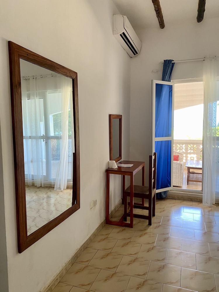 white star ocean view hotel