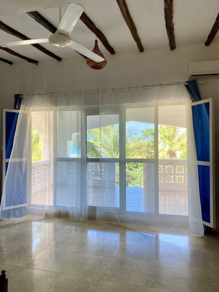 white star ocean view hotel